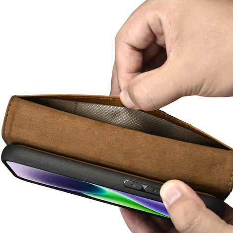 iCarer Oil Wax Wallet Case 2in1 case iPhone 14 Plus Leather Flip Cover Anti-RFID brown (WMI14220723-TN)
