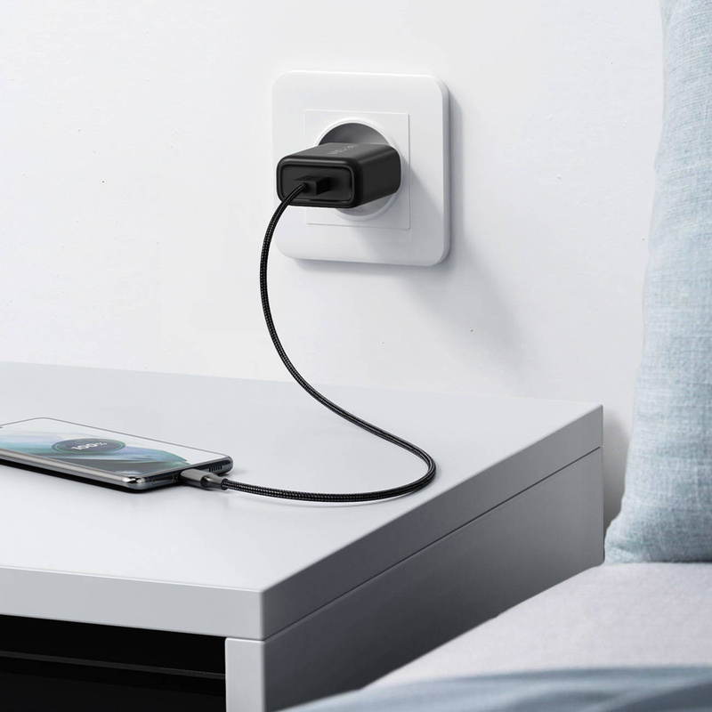 Ugreen USB-A QC3.0 18W charger black (CD122)