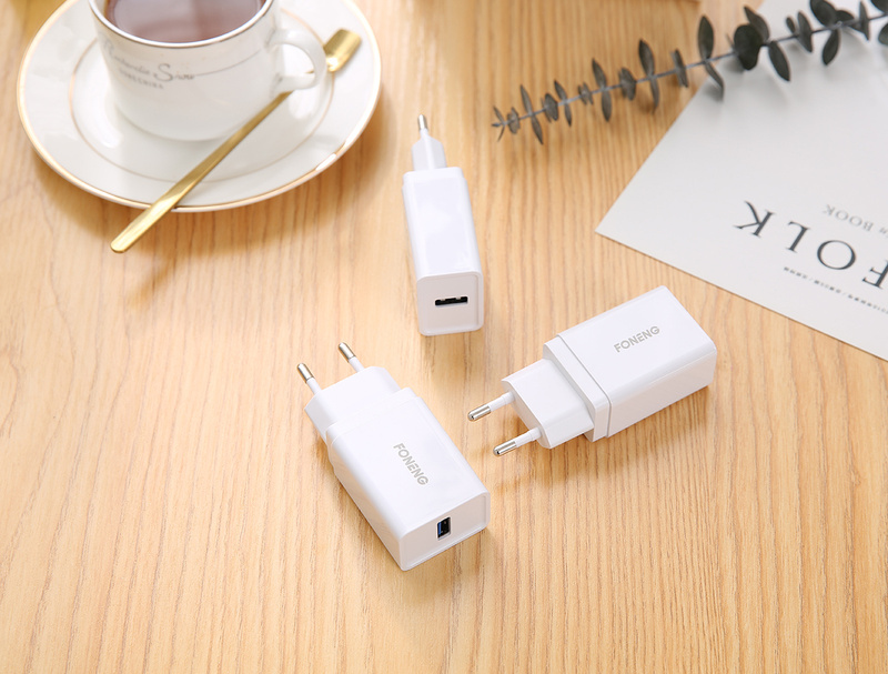 Foneng Ładowarka sieciowa K300 - USB - 18W 3A biała