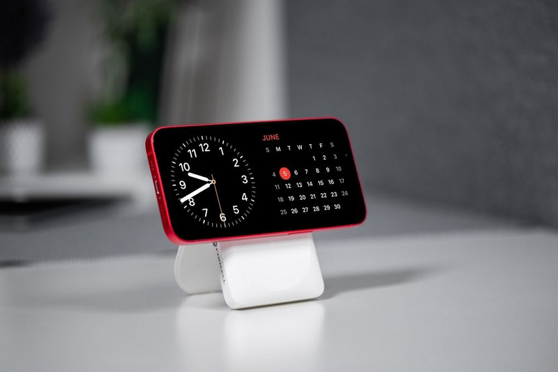 FORCELL Powerbank F-Energy MagStand F10K2 10 000mAh 20W kompatybilny z MagSafe biały