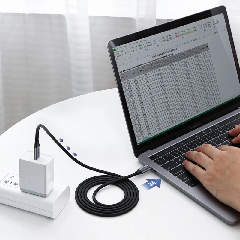 Kabel USB-C do USB-C 3.1 PD UGREEN Power Delivery 60W 1,5m (czarny)