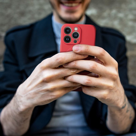 Futerał SILICONE MAG COVER kompatybilny z MagSafe do IPHONE 16 czerwony