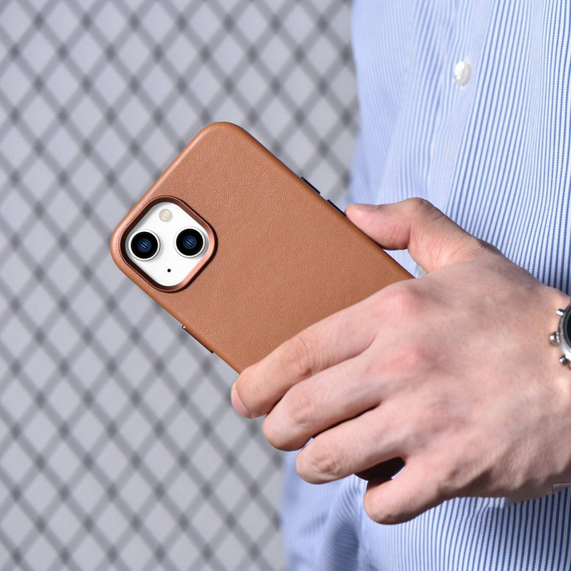 iCarer Case Leather genuine leather case cover for iPhone 14 Plus brown (MagSafe compatible)