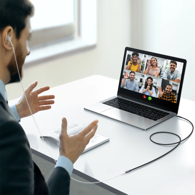 Joyroom kabel audio stereo AUX 3,5 mm mini jack(męski) - mini jack(żeński) 1.2 m czarny (SY-A09)