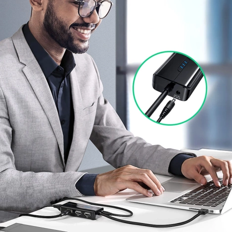 Ugreen 20264 RJ45 / USB-A 10/100Mbps HUB Netzwerkadapter 3x USB-A 2.0 - Schwarz