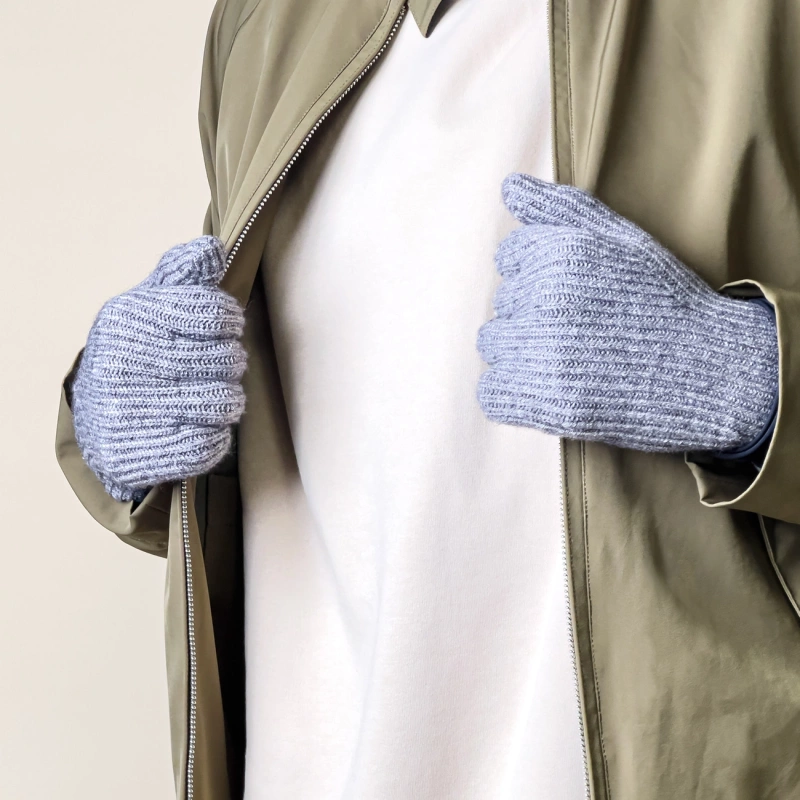 Geflochtene Telefonhandschuhe mit Aussparungen für die Finger – grau