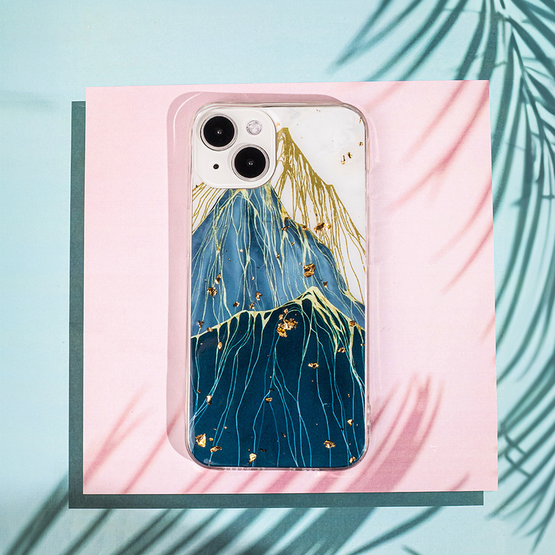 Nakładka Gold Glam do iPhone 14 Pro 6,1" Mountain