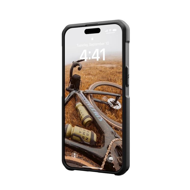 UAG Metropolis LT MagSafe case for iPhone 15 Pro Max - black kevlar