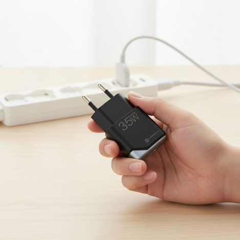 Ładowarka sieciowa do telefonu Forcell F-Energy Ultra Slim GaN III USB C PD QC4.0 3A 35W B135101-E czarna