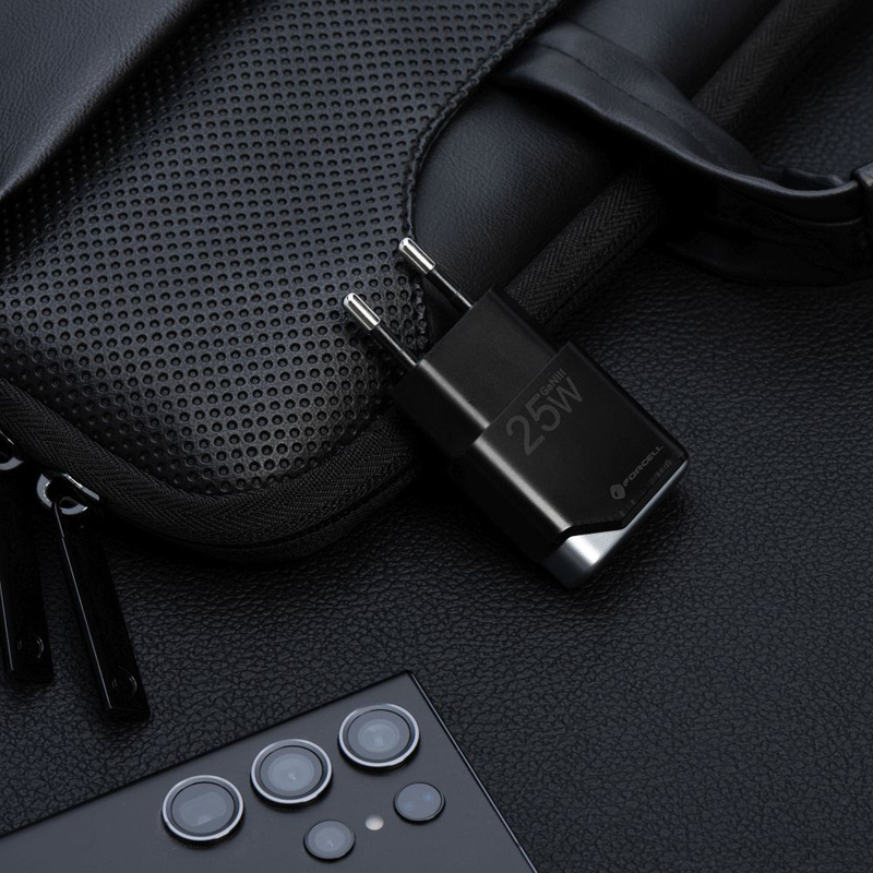 Ładowarka sieciowa do telefonu Forcell F-Energy Ultra Slim GaN III USB C PD QC4.0 3A 25W B125101-E czarna
