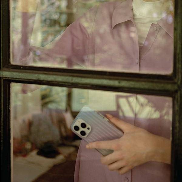 UNIQ etui Coehl Linear iPhone 14 Plus 6,7" opalowy/iridescent