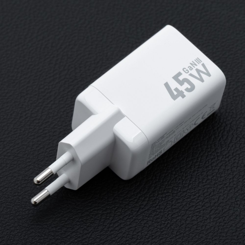 Ładowarka sieciowa do telefonu Forcell F-Energy Mini GaN III USB C + USB A PD QC4.0 45W VT-36 biała