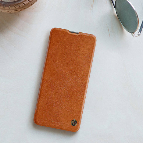 Nillkin Qin Case Cover für Xiaomi Redmi Note 11 Pro + (China) / Redmi Note 11 Pro (China) Kameraschutz Holster Cover Flip Cover Braun