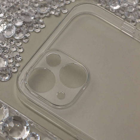 Nakładka Slim 2 mm do iPhone 15 Pro 6,1" transparentna