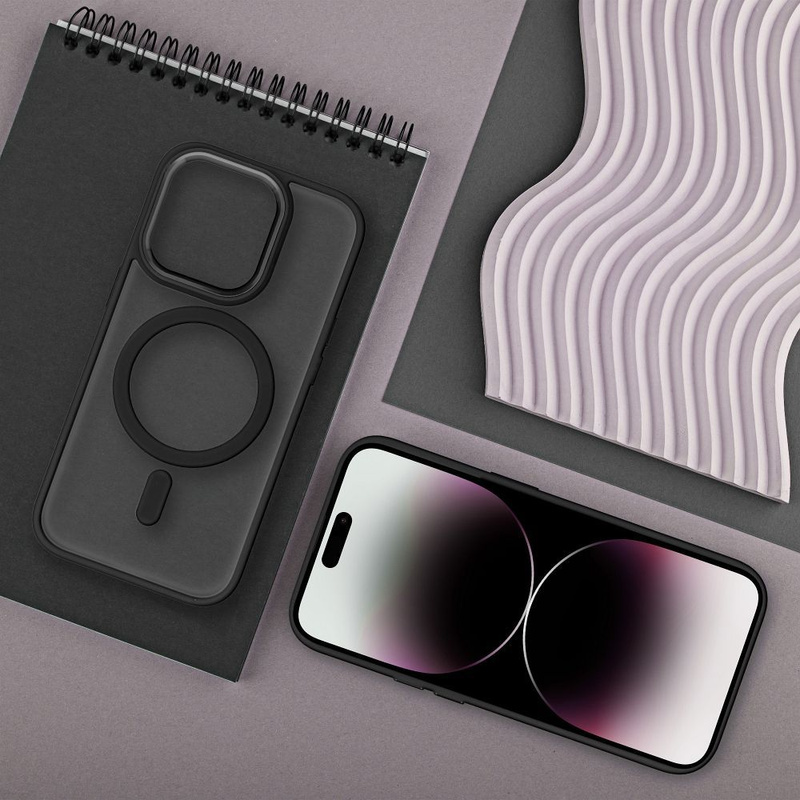 Futerał MATTE MAG COVER kompatybilny z MagSafe do IPHONE 17 Pro czarny