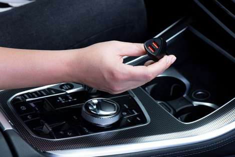 FORCELL CARBON ładowarka samochodowa USB QC 3.0 18W + USB QC 3.0 18W CC50-2A36W czarny (Total 36W)