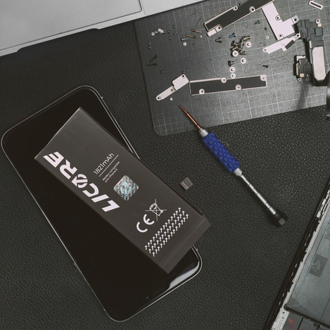 Bateria do iPhone 8 Plus 2691 mAh  LICORE